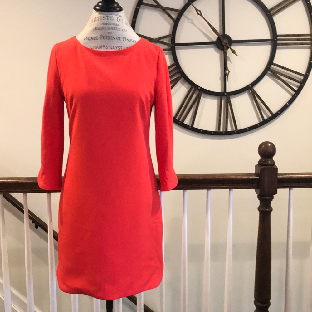 EUC Vince Camuto Shift Dress